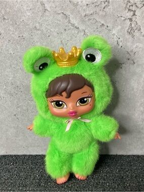 Bratz Bratziez Iconz Seriez Plush Keychain - Yasmin